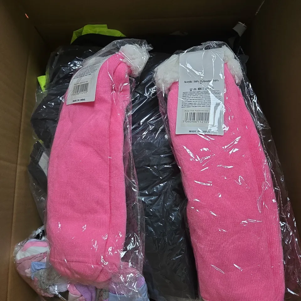 LARGE BOX OF ASSORTED CLOTHING ITEMS IN VARIOUS SIZES, STYLES AND COLOUR 