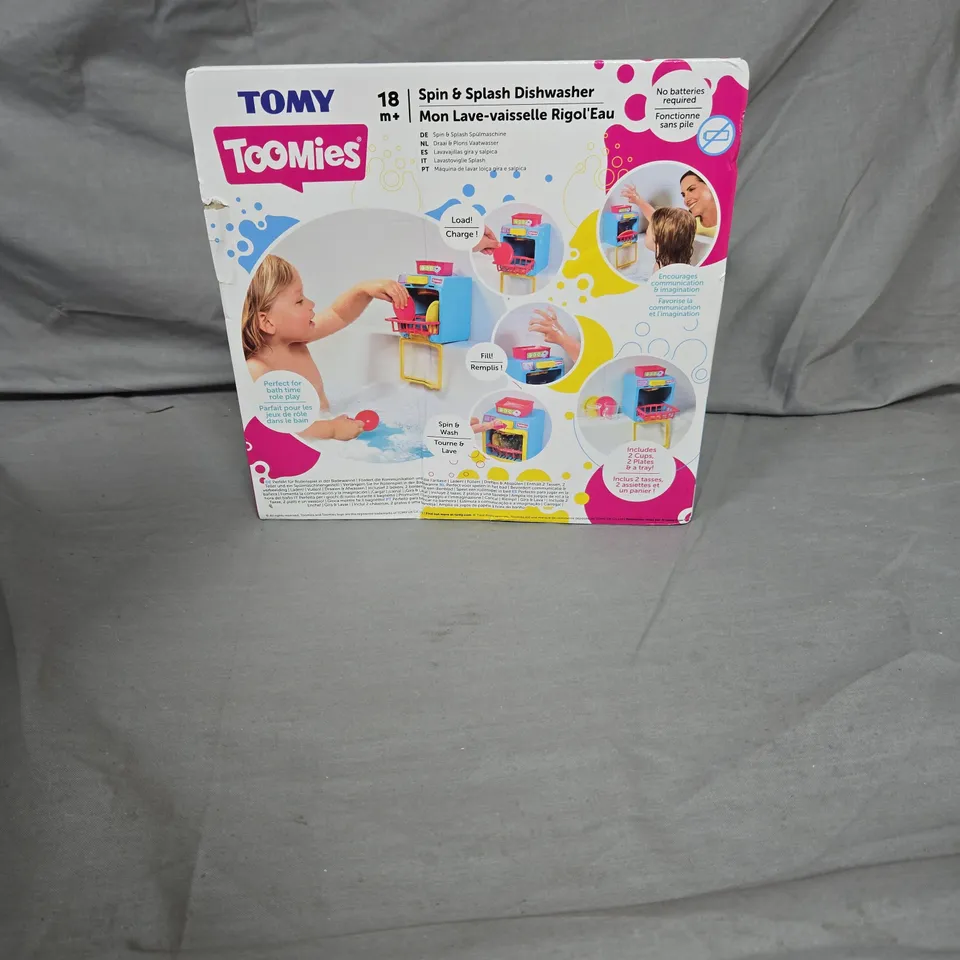 TOMY TOOMIES SPIN & SPLASH DISHWASHER BATH TOY – BOXED