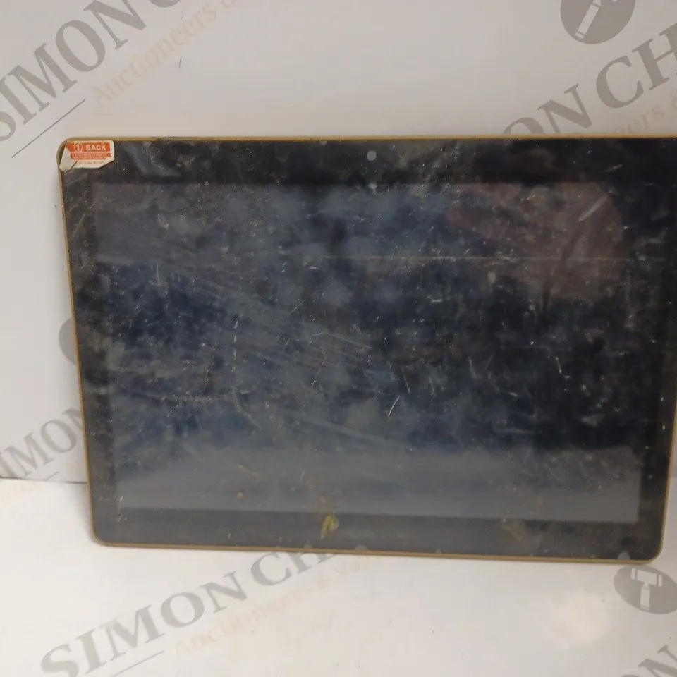 BLACK AND GOLD 10" TABLET