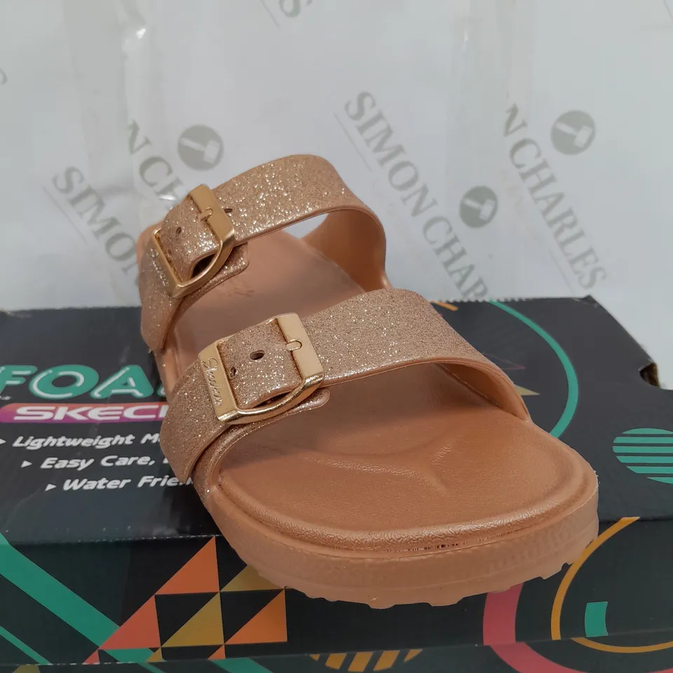 PAIR OF SKECHERS OPEN TOE SANDALS IN ROSE GOLD COLOUR SIZE 7