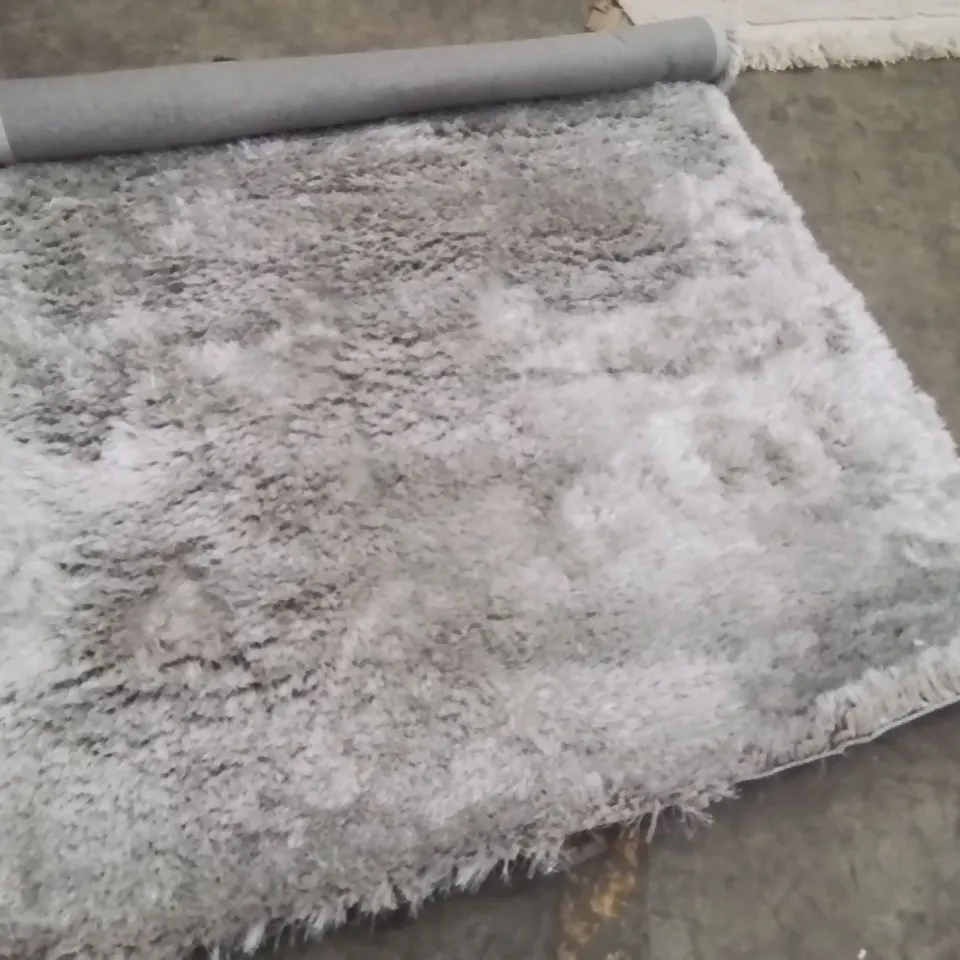 STILLAGE OF APPROXIMATELY 17 QUALITY DESIGNER RUGS