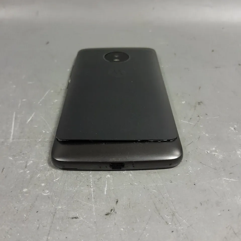 MOTOROLA MOTO SMARTPHONE - MODEL UNSPECIFIED