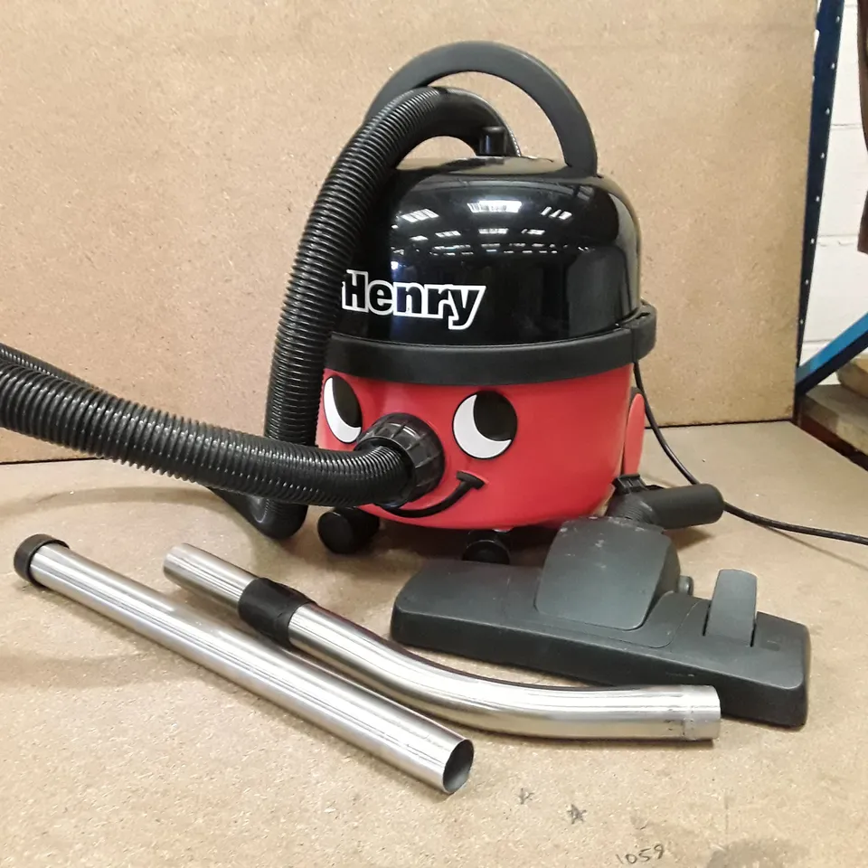 NUMATIC HENRY VACUUM CLEANER