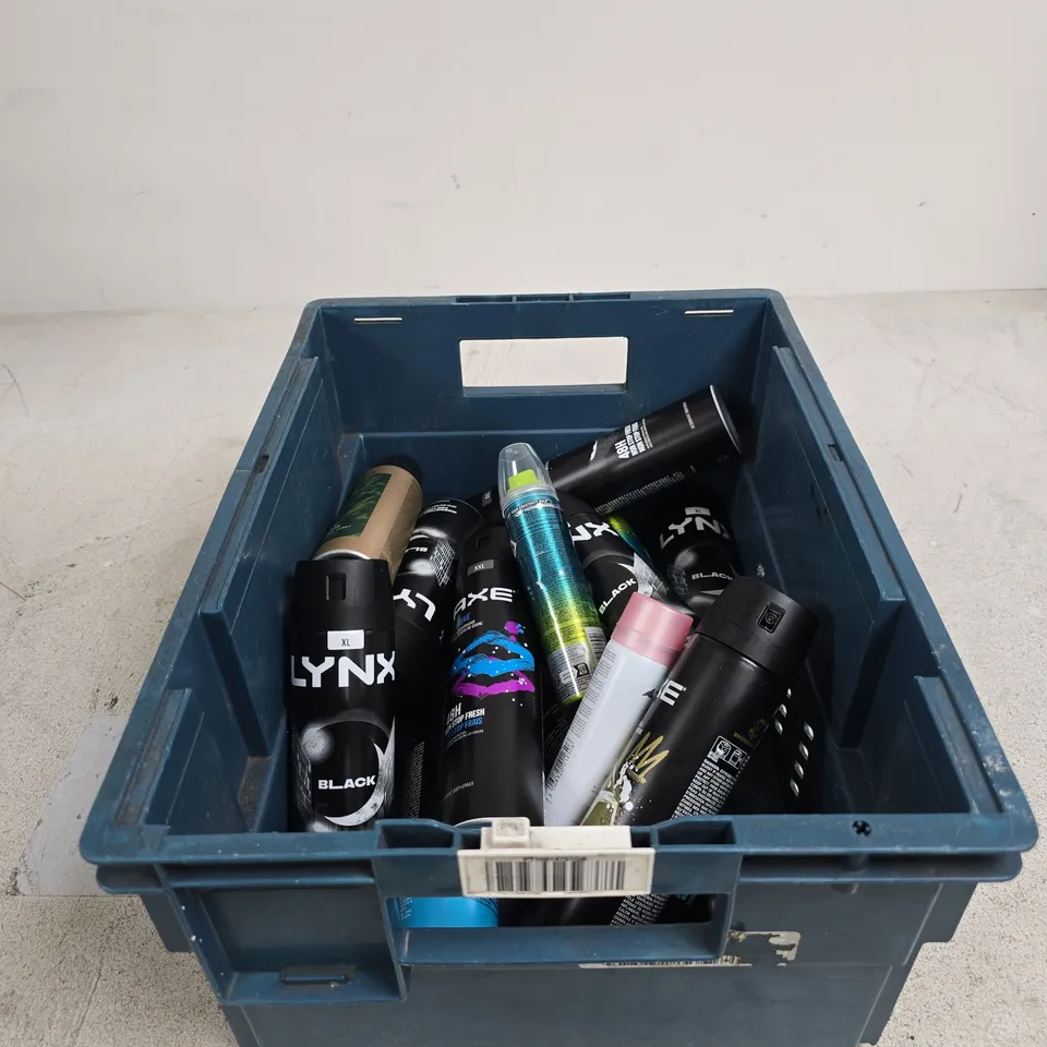 TOTE OF APPROXIMATELY 15 ASSORTED AEROSOL ITEMS TO INCLUDE LYNX, AXE, BED HEAD, AVEDA, EVIAN ETC