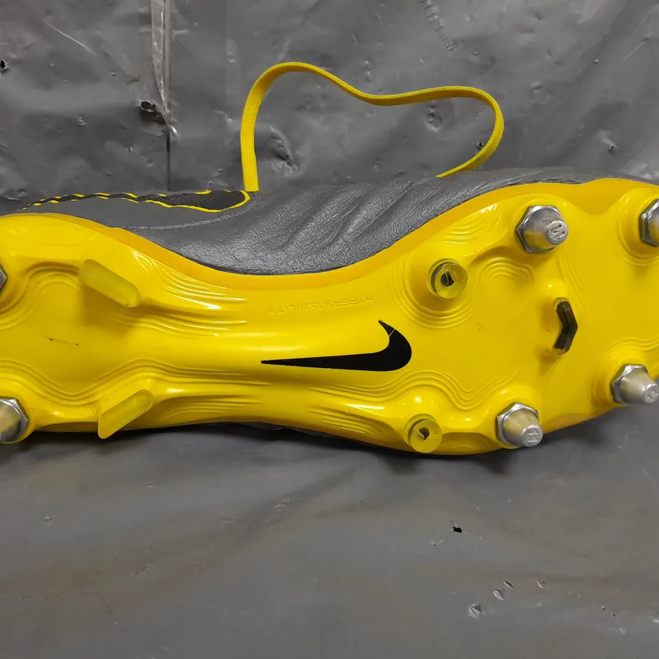 NIKE TIEMPO FOOTBALL BOOTS - SIGNED BY ARSENAL FOOTBALLER JORGINHO