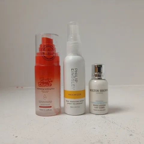 APPROXIMATELY 15 ASSORTED COSMETIC ITEMS INCLUDING VARIOUS MAKES AND BRANDS - COLLECTION ONLY