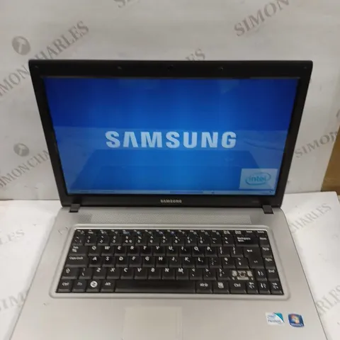 SAMSUNG R519 LAPTOP