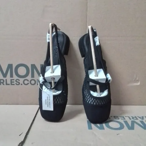 BOXED BRAND NEW APPROXIMATELY 9 SIMPLY BE JUPITER EXTRA WIDE SHOES BLACK SIZE 7