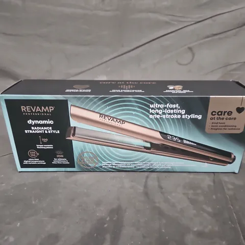 BOXED REVAMP DYNAMIC RADIANCE STRAIGHT & STYLE CERAMIC IONIC HAIR STRAIGHTENER (ST-1900GD-GB)