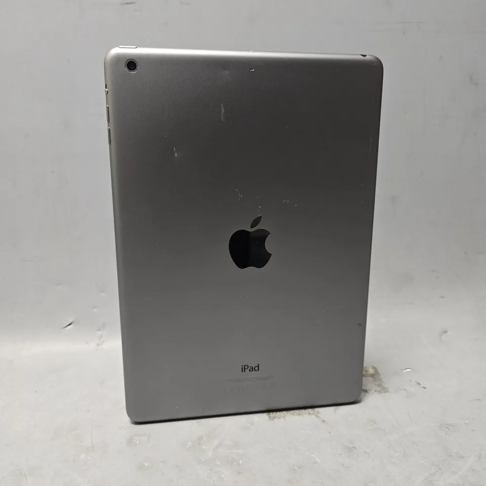 APPLE IPAD AIR 
