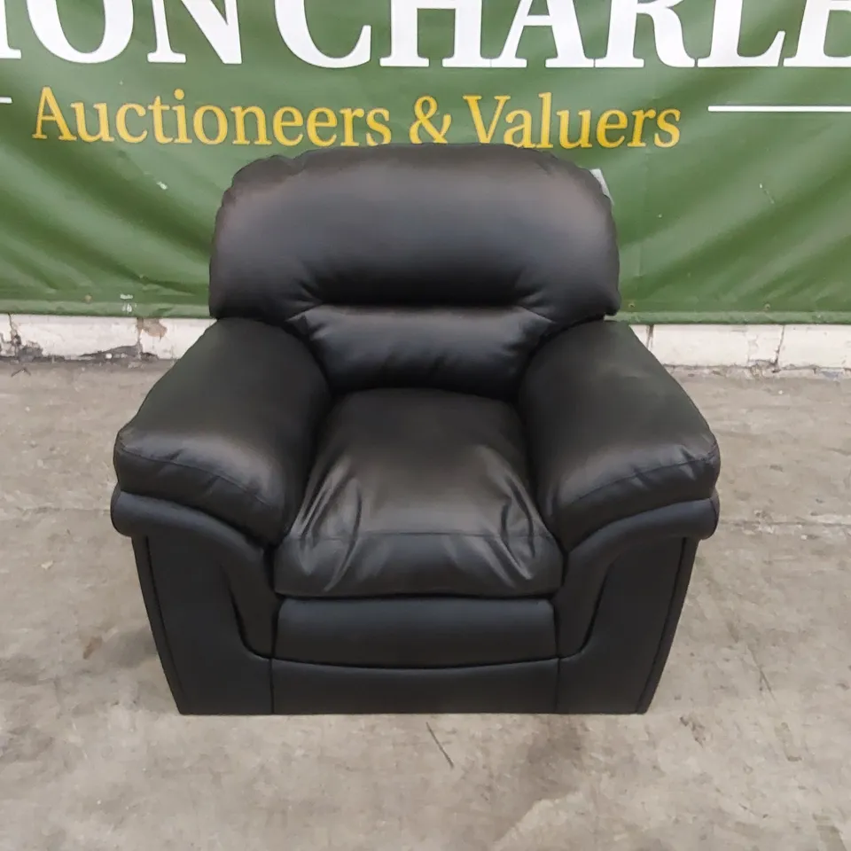 DESIGNER BLACK LEATHER ARMCHAIR 