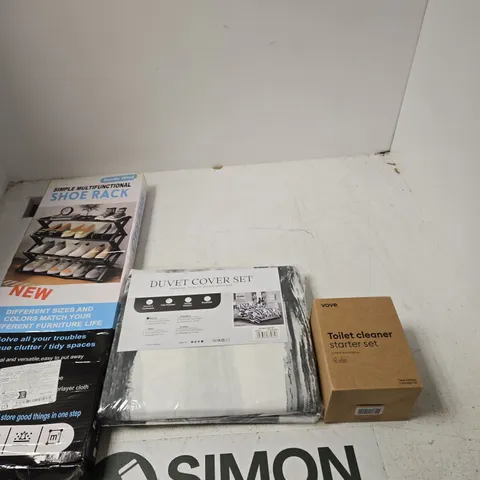 BOX OF APPROXIMATELY 10 ASSORTED ITEMS INCLUDING A SHOE RACK, DUVET COVER AND A TOILET CLEANER