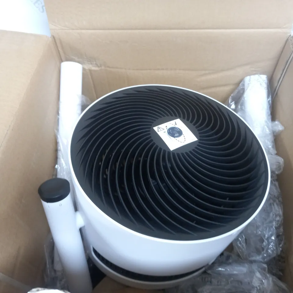 BOXED BONECO F230 AIR SHOWERING FAN, WITH INSTRUCTIONS