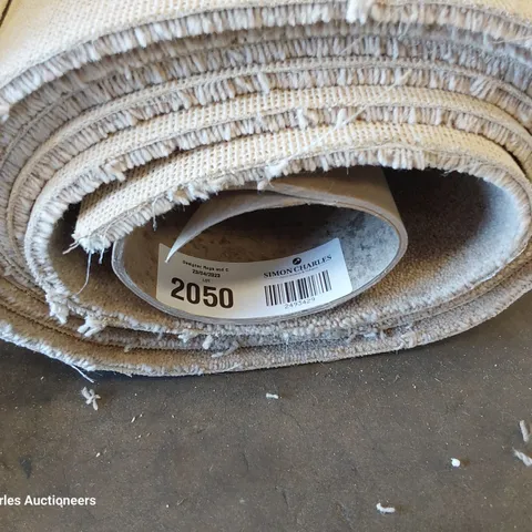 ROLL OF QUALITY TUDOR TWIST CLASSIC LINEN CARPET APPROXIMATELY 5M Γ 4.1M