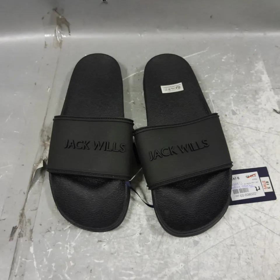 UNBOXED PAIR OF JACK WILLS LOGO SLIDER BLACK SIZE 9 