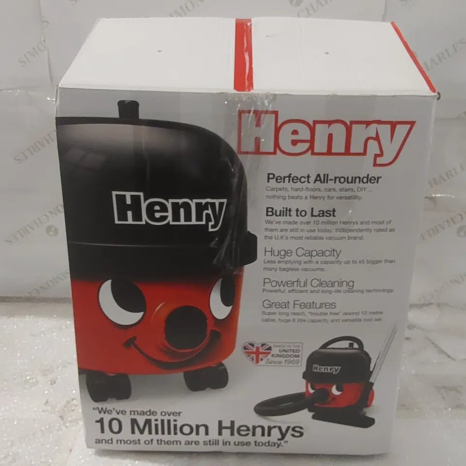 BOXED HENRY HOOVER 