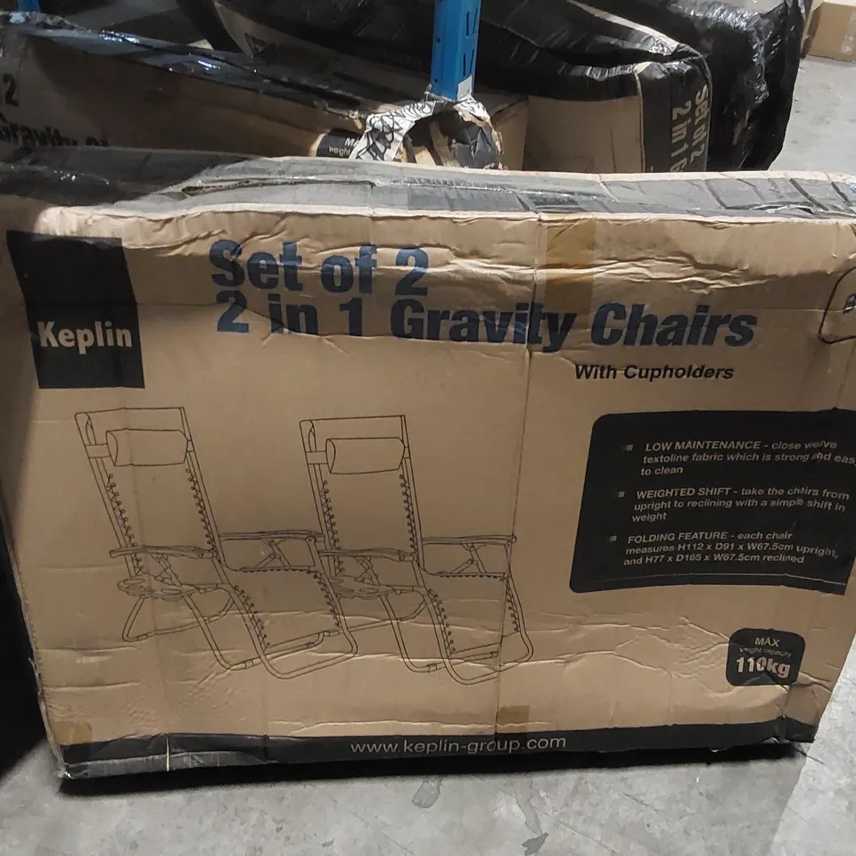 BOXED KEPLIN SET OF 2 GRAVITY CHAIRS WITH CUPHOLERS - BLUE