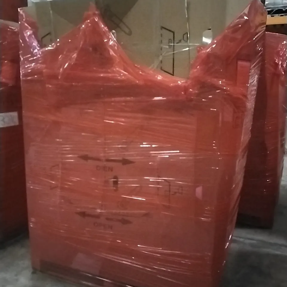 PALLET OF ASSORTED ITEMS TO INCLUDE; SMALL RUG, PROTECTIVE MIRROR FILM, MARBLE, EFFECT FILM 