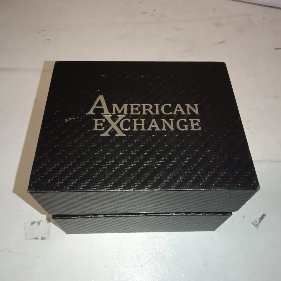 BOXED AMERICAN EXCHANGE WATCH WITH REPLACEABLE STRAPS