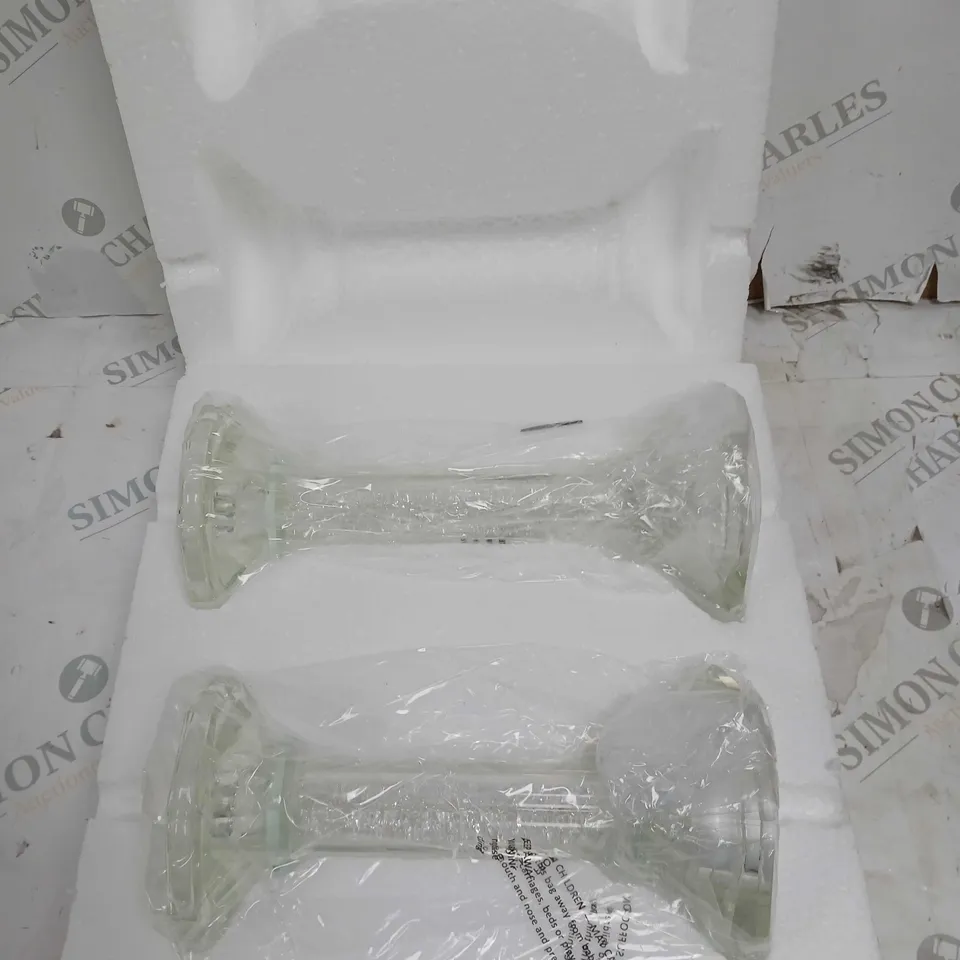 JULIEN MCDONALD SET OF 2 PRE-LIT CANDLE HOLDERS