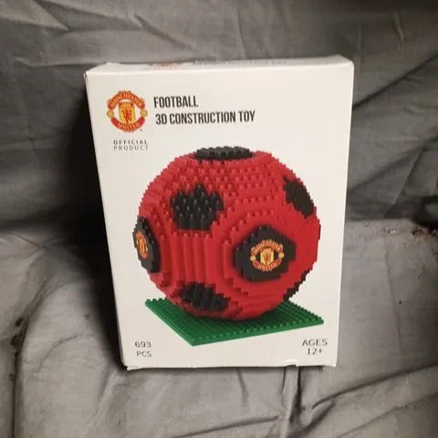 MANCHESTER UNITED FOOTBALL 3D CONSTRUCTION TOY – 693 PIECES, AGES 12+