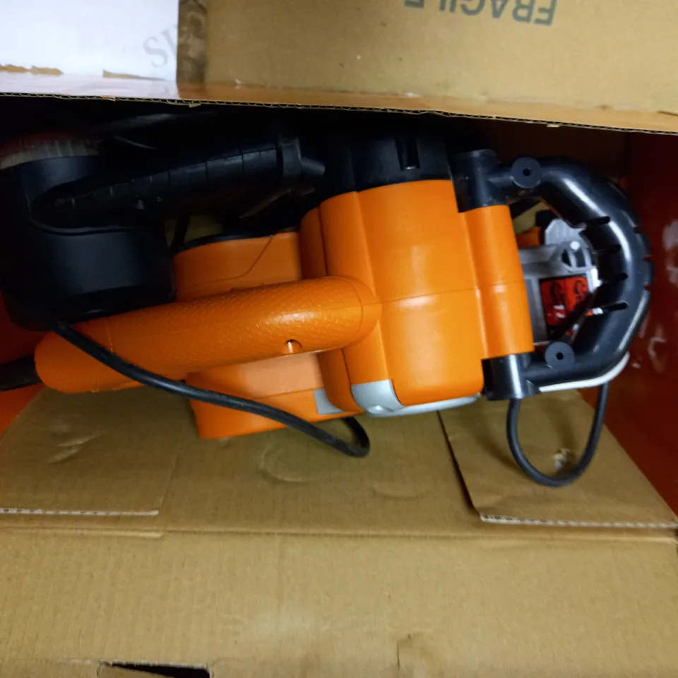 BLACK AND DECKER ELECTRIC PLANE