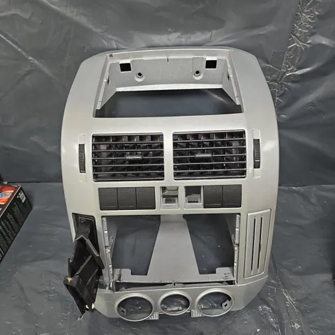 VW POLO CENTRE CONSOLE CASING