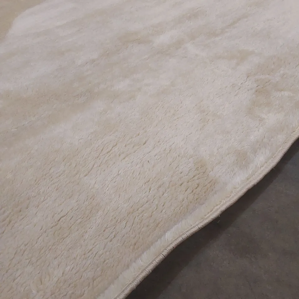 KAZIMER SOLID COLOUR MACHINE WOVEN RUG // SIZE: 240 X 340cm
