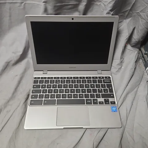 SAMSUNG CHROMEBOOK XE310XBA LAPTOP