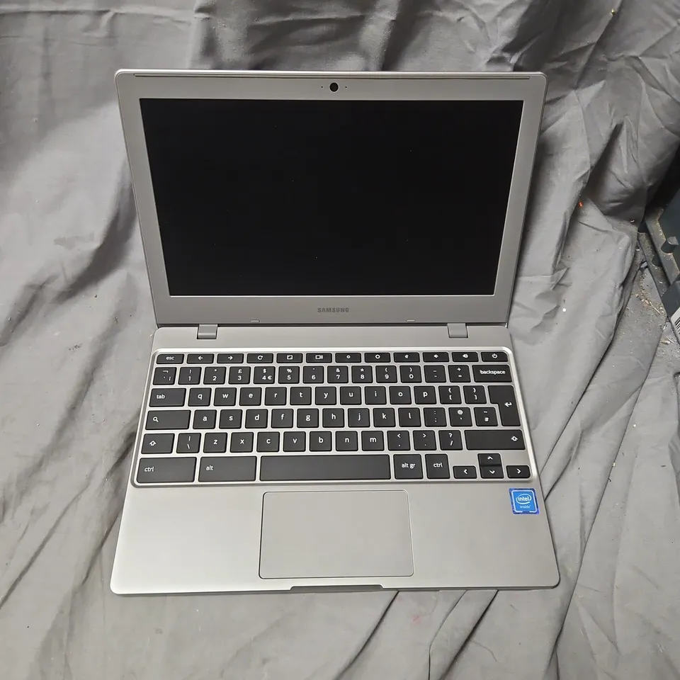 SAMSUNG CHROMEBOOK XE310XBA LAPTOP