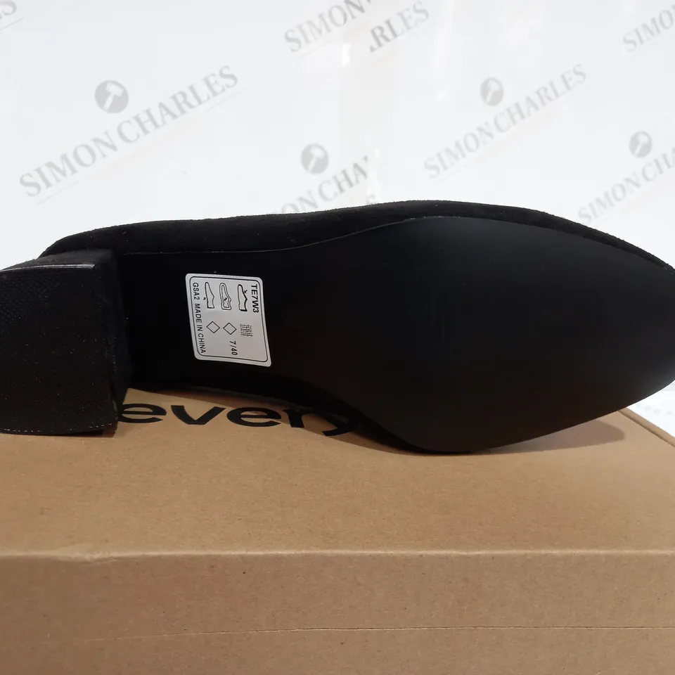 BOXED EVERYDAY BLACK HIGH HEELS SUEDE - SIZE UK 7