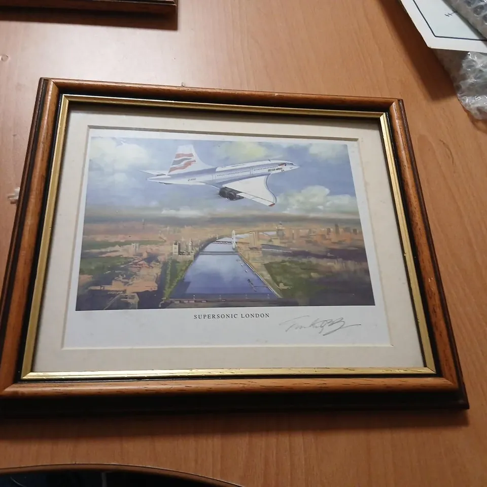 CONCORDE SUPERSONIC LONDON PRINT – FRAMED, LIMITED EDITION OF 4,950 SIGNED BY TIMOTHY O'BRIEN 