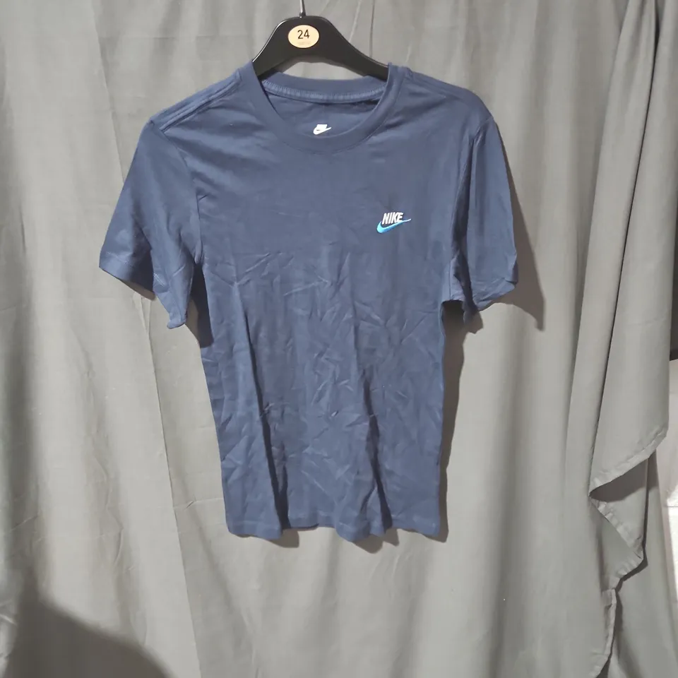 NIKE TEE SHIRT – NAVY, XS