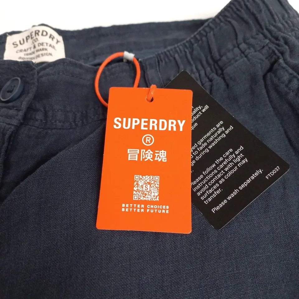 UK 28 SUPERDRY NAVY SHORTS 