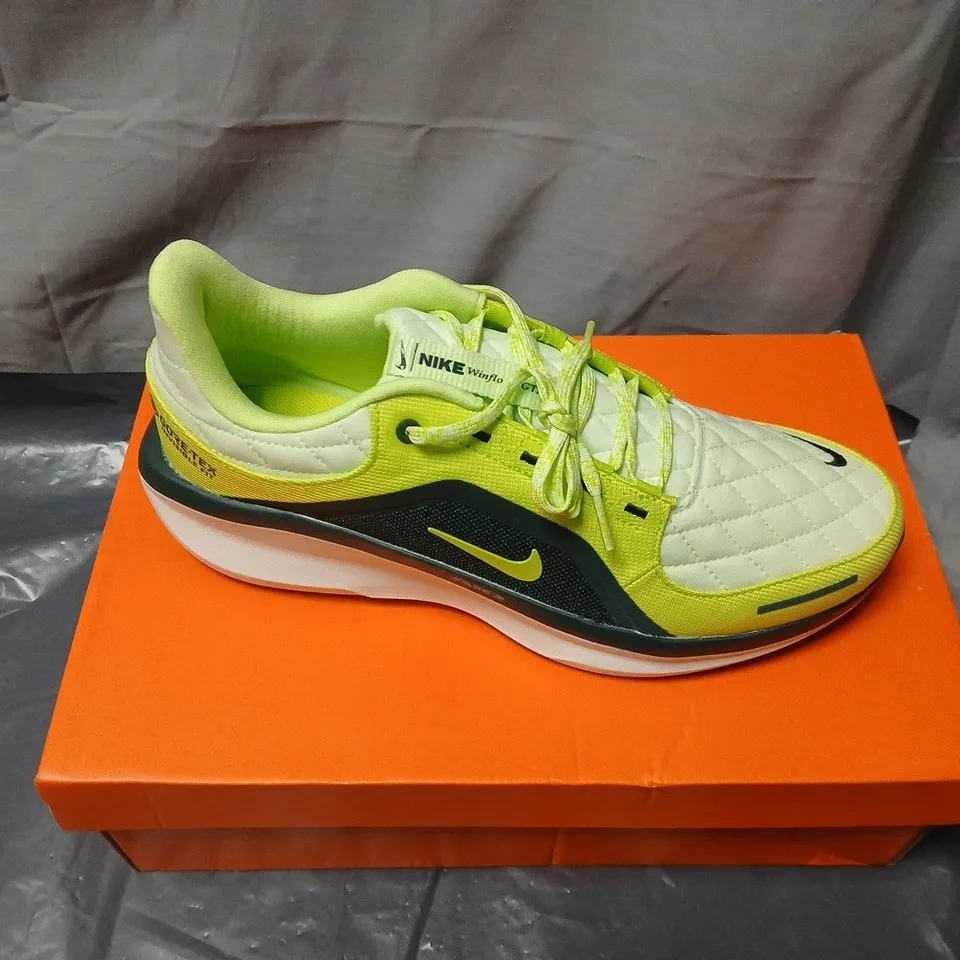 NIKE RUNNING SHOES – NEON YELLOW/WHITE WITH BLACK TRIM (ADULT) UK SIZE 9.5