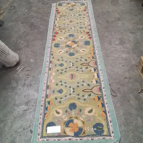 QUALITY DESIGNER AREA RUG - APPROXIMATELY 230X70CM
