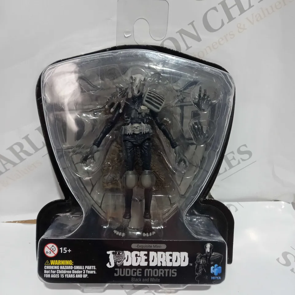 JUDGE DREDD - JUDGE MORTIS ACTION FIGURE