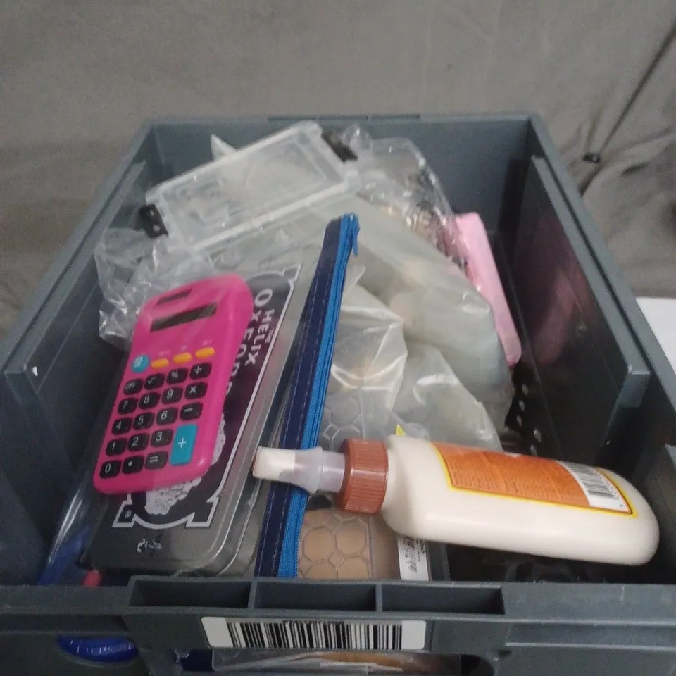 APPROXIMATELY 15 ASSORTED HOUSEHOLD ITEMS INCLUDING TAPE MEASURE , SCHOOL STATIONARY SET AND GORILLA GLUE 