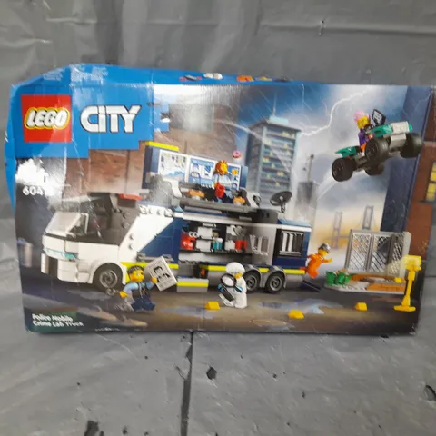 LEGO POLICE MOBILE CRIME LAB TRUCK - 60418