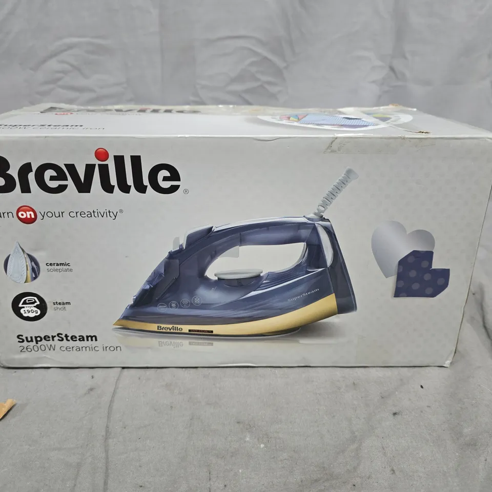 BREVILLE SUPERSTEAM 2600W CERAMIC IRON 