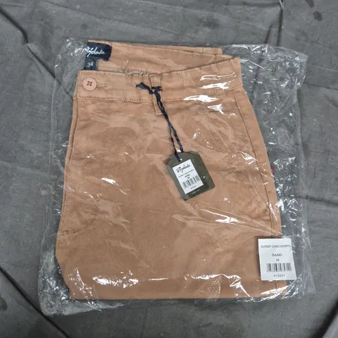 BAGGED RYDALE RUPERT CHINO SHORTS – SAND, UK 34