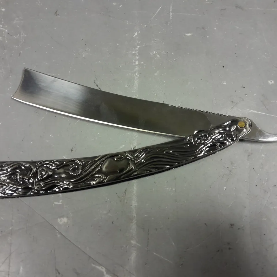 DECORATIVE STRAIGHT RAZOR
