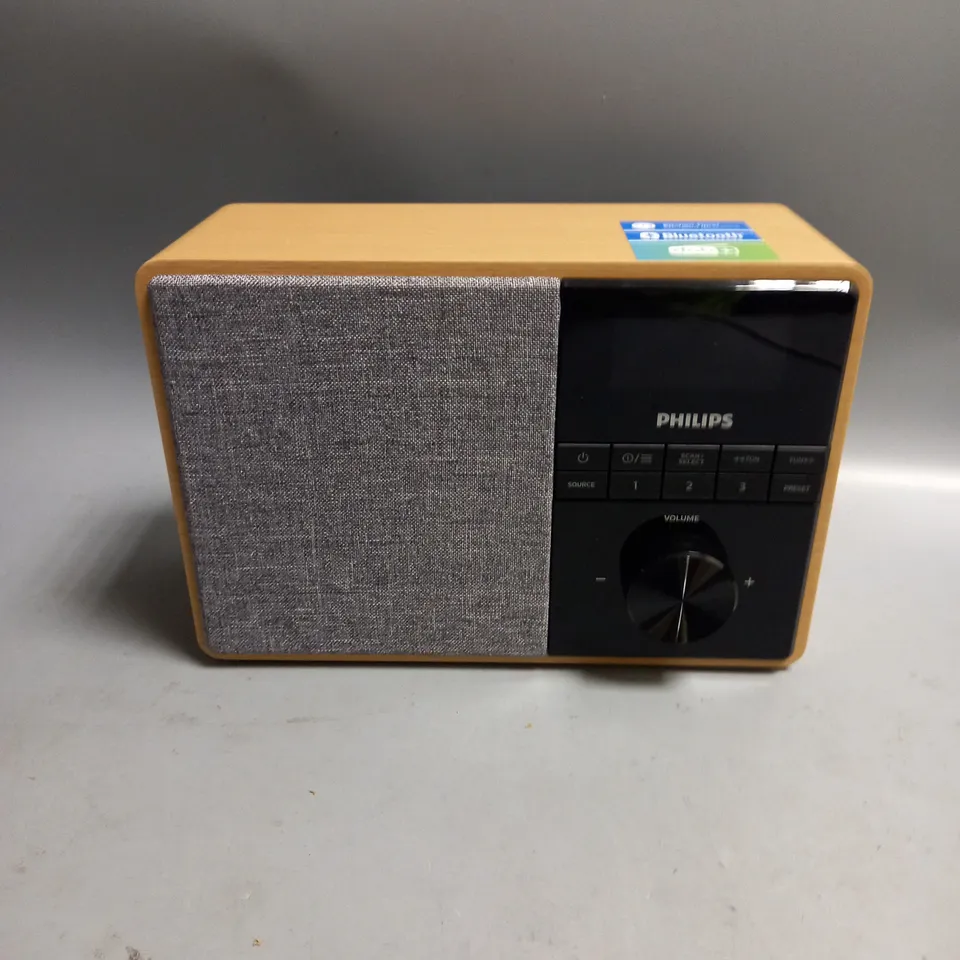 BOXED PHILIPS DAB+ RADIO 5000 SERIES