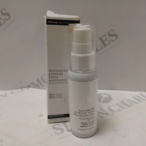 APPROXIMATELY 32 BOXED SKIN CHEMISTS ADVANCED EXTREME TEETH WHITENING GEL (32 x 50ml)