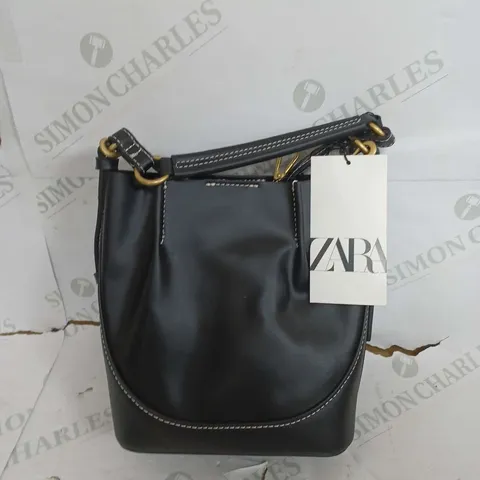 ZARA BLACK POUCH BAG 