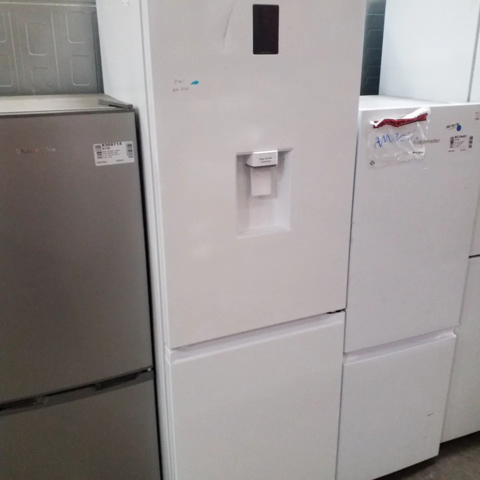 SAMSUNG FROST FREE CLASSIC FRIDGE FREEZER WHITE - UNPROCESSED RAW RETURN