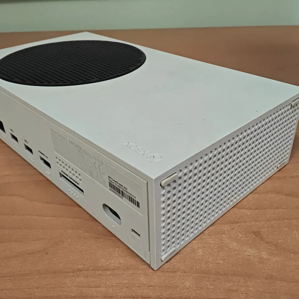 BOXED XBOX SERIES S 512GB DIGITAL EDITION CONSOLE WITH CONTROLLER 