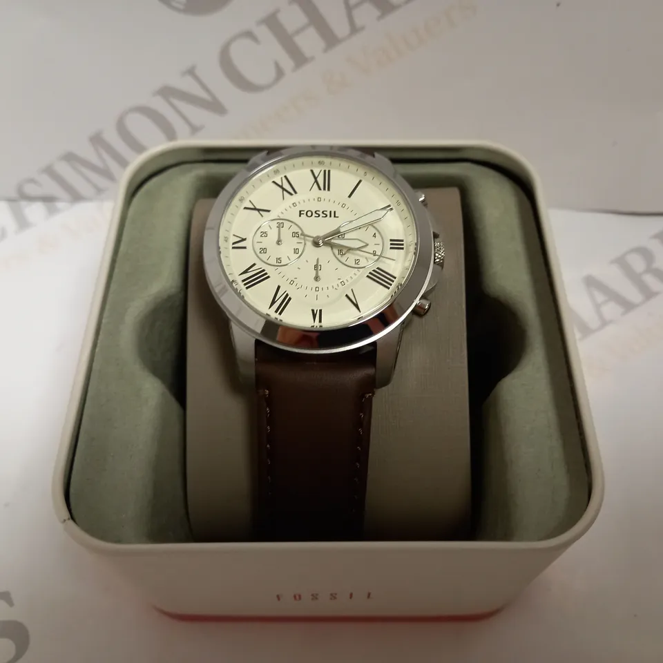 BOXED FOSSIL CHRONOGRAPH GRANT WATCH WITH BROWN LEATHER STRAP