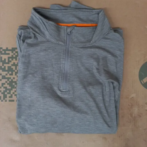 LIFEJACKET LONG SLEEVE 1/4 TOP IN GREY/ORANGE SIZE MEDIUM