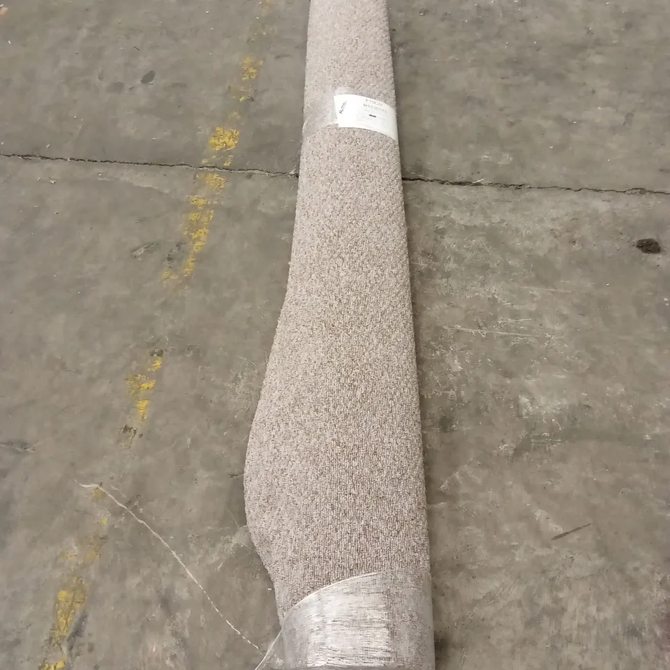 ROLL OF QUALITY OASIS 312 ALMOND CARPET // APPROX SIZE; 2.3 x 5m